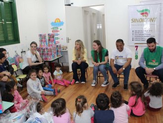 CEIM atende 110 alunos de 4 meses at&eacute; 5 anos de idade. 