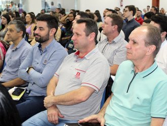 Integrantes da diretoria do Sindicont participaram do workshop.