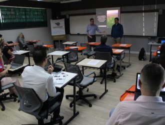 Curso foi promovido pelo Sindicont Chapec&oacute;. 