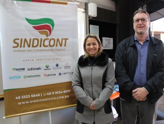 Vania Massambani e Carmo Alex R&ouml;hrig. 