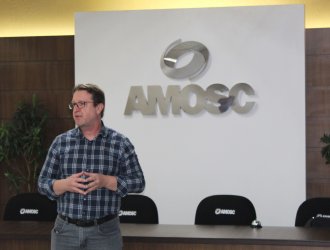 O presidente do Sindicont, Carmo Alex R&ouml;hrig, ressaltou a import&acirc;ncia da parceria entre o sindicato e a AMOSC