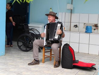 Cellupi animou o momento para os idosos