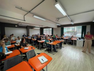 Foto 14 ?   A instrutora do curso espec&iacute;ficou detalhes da atividade rural que diferencia na declara&ccedil;&atilde;o do IR
