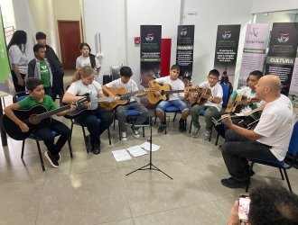 Foto 19 ?   Programa Viver Vida realizou apresenta&ccedil;&otilde;es durante o caf&eacute; de recep&ccedil;&atilde;o.