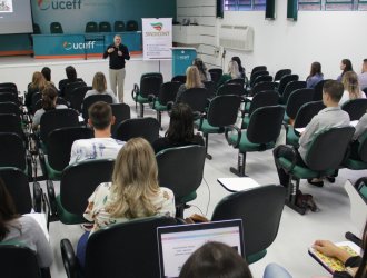 Profissionais aprofundaram conhecimentos sobre rotinas do departamento pessoas