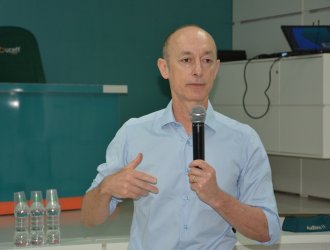Sergio Luiz Garbin revisou o conte&uacute;do e falou de novidades