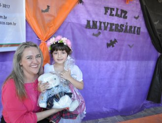 Sindicont e Unochapec&oacute; doaram brinquedos para as crian&ccedil;as