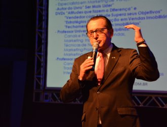  Luiz Mazanek falou sobre a contabilidade em &eacute;pocas de mudan&ccedil;as