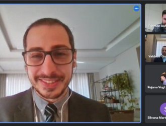 Em reuni&atilde;o da diretoria do Sindicont Chapec&oacute;, superintendente executivo de varejo da Caixa Econ&ocirc;mica Federal apresentou novidades do programa