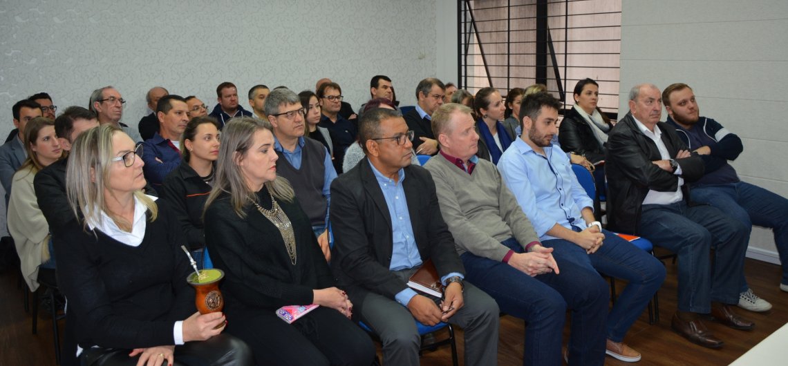 Sindicont debate acessibilidade com o poder p&uacute;blico de Chapec&oacute;