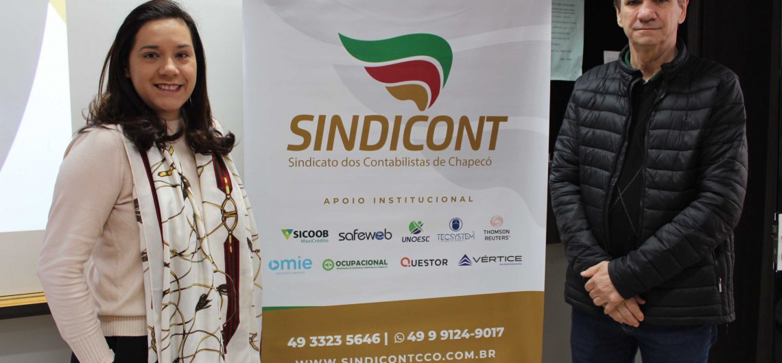 Capacita&ccedil;&atilde;o atualiza sobre altera&ccedil;&otilde;es no eSocial. 