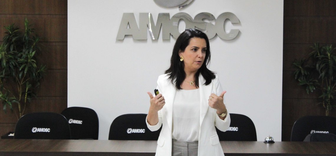 SINDICONT promove capacita&ccedil;&atilde;o para contadores de prefeituras associadas a AMOSC