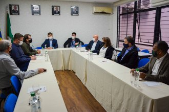 Sindicont Chapec&oacute; recebe prefeito de Balne&aacute;rio Cambori&uacute;